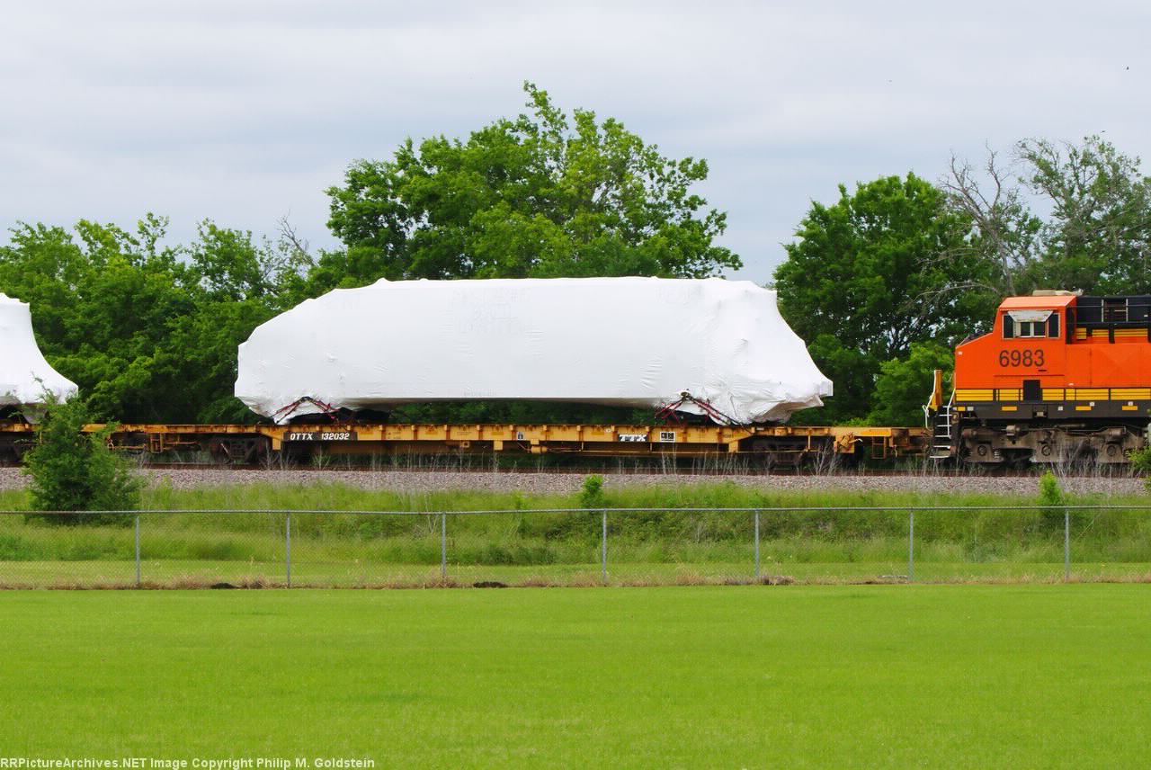 QTTX 132032 w/ LORAM MRS #15